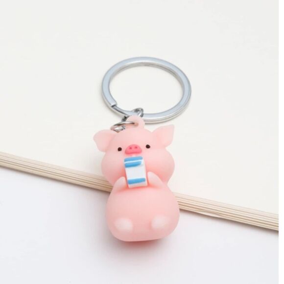 Cartoon Pig 🐷 Keychain - Picture 5 of 5